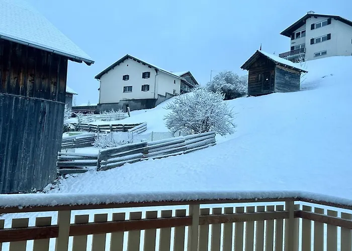 Tgesa Communala Apartment *